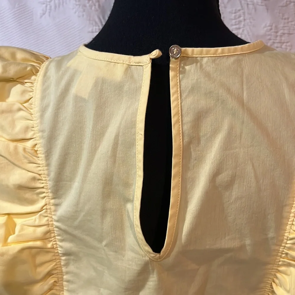 Michael Kors ruffle top, size‎ medium